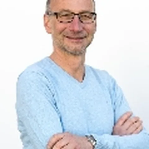 Porträtfoto von Dr. Peter Siffl